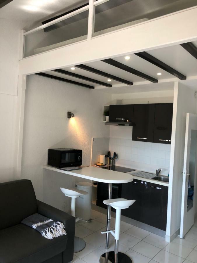 Magnifique Studio Vue Mer A 5 Minutes De La Plage Saint-Cyr-sur-Mer Exterior photo